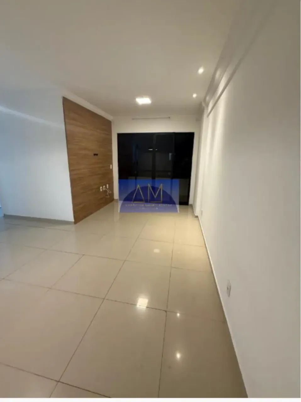 76m² ,com 3 quartos sendo 1 suíte , 1 vaga coberta nos Aflitos . Este é seu lar! - Foto 2