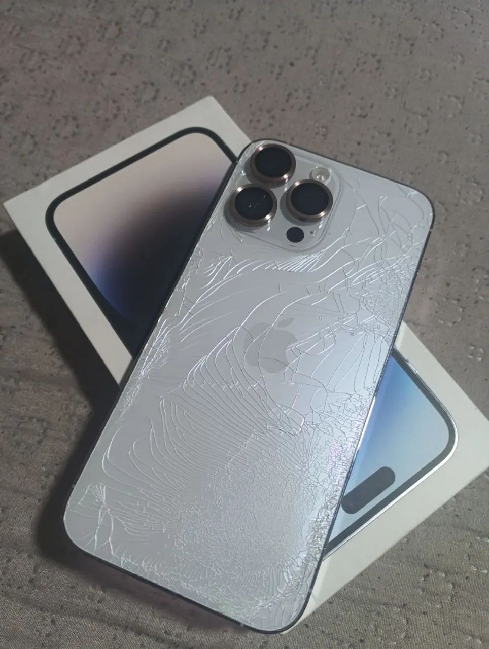 iPhone 14 pro max com caixa  - Foto 2