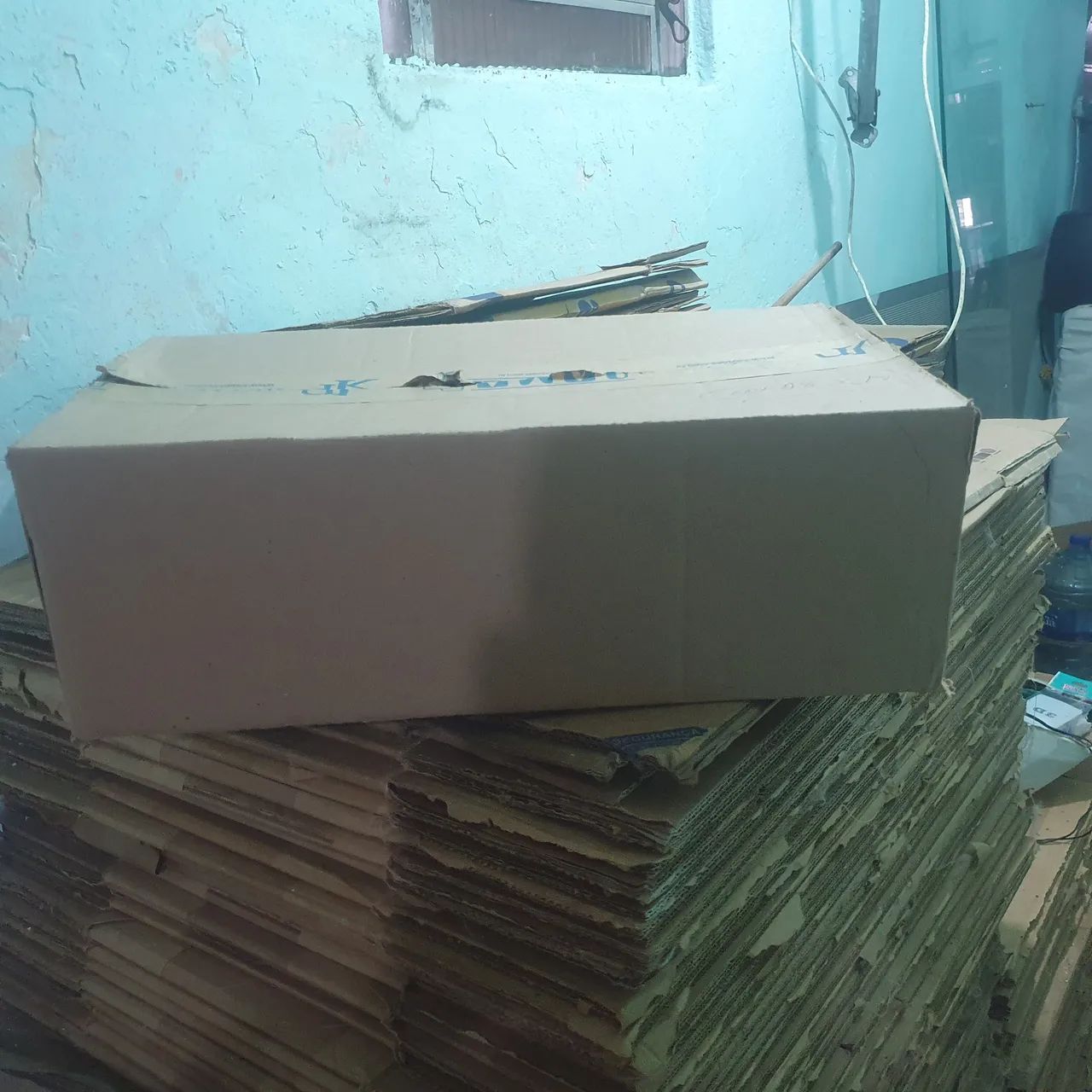 Caixa de papelão para transporte . - Foto 3