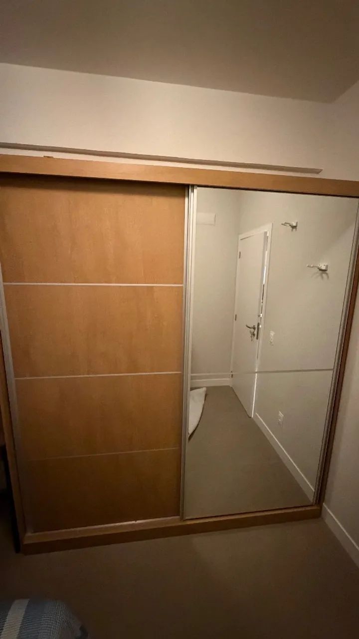 Guarda-roupa 