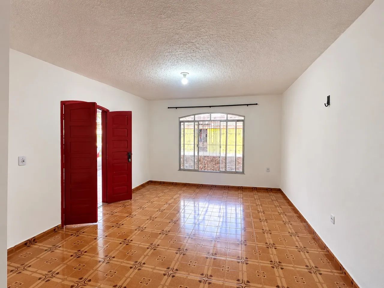 ALUGO CASA NA CIDADE NOVA 3 - Foto 4