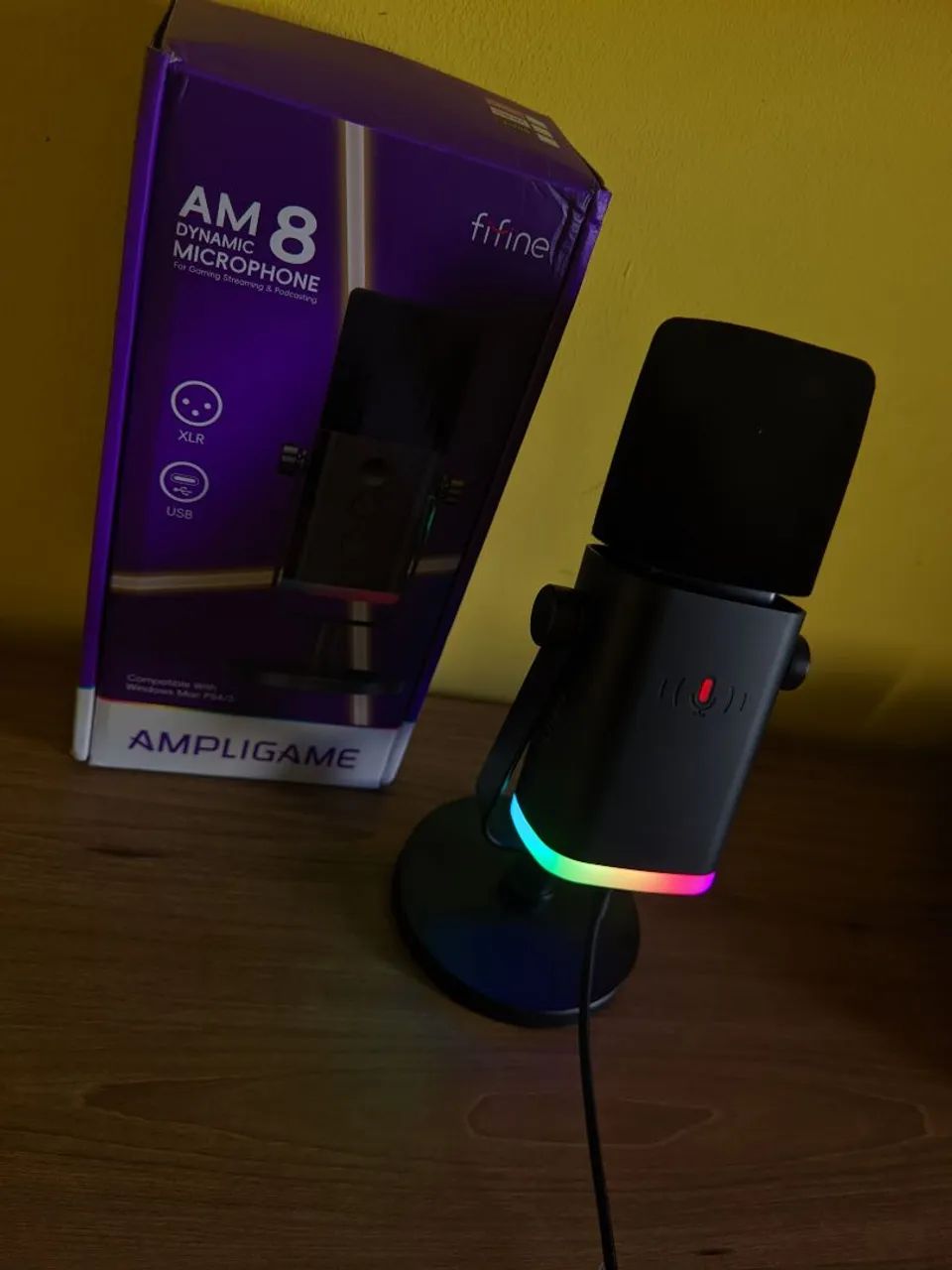 Microfone Gamer Fifine AmpliGame AM8 USB RGB Preto - Foto 4