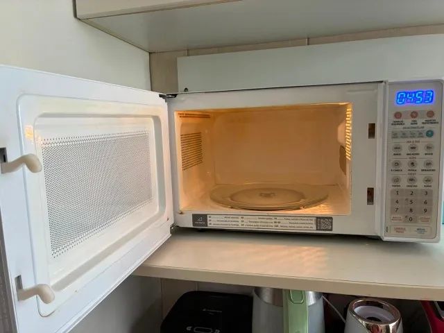 Micro-ondas Electrolux 20L - Funcionando Perfeitamente - Foto 2