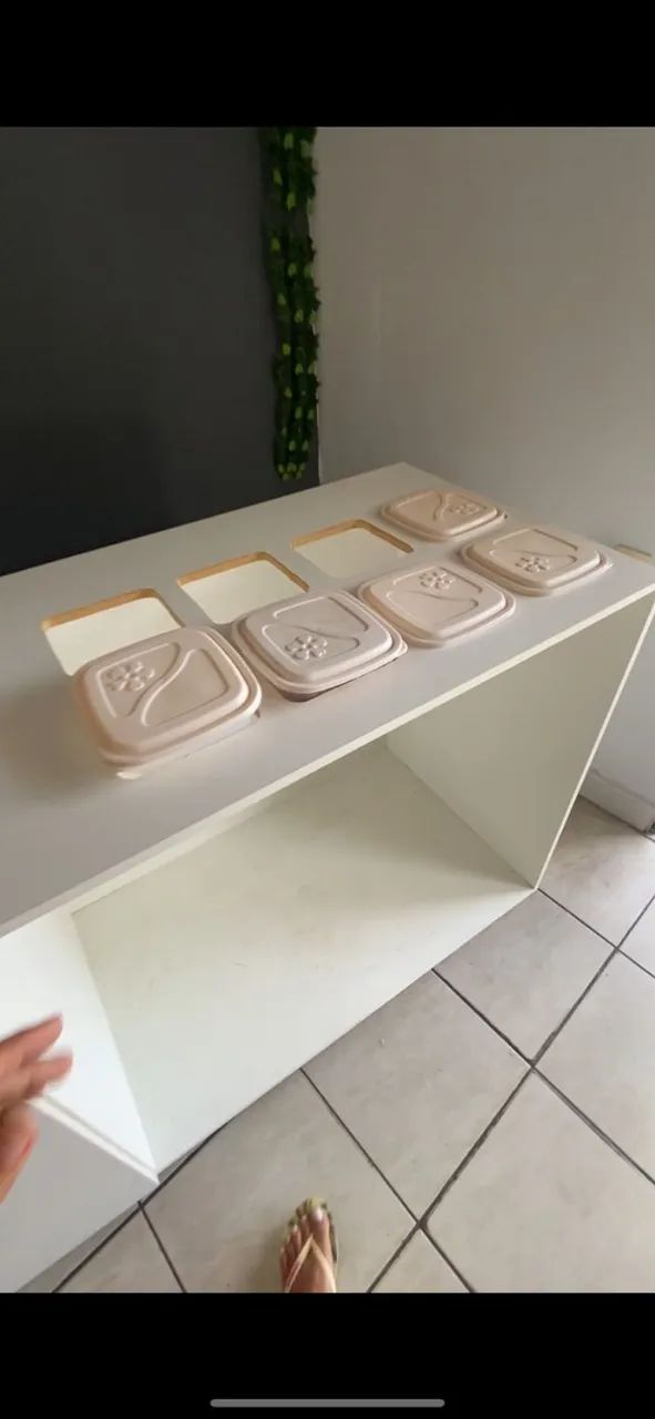 Balcão com espaço para 8 vasilhas em MDF - Foto 5