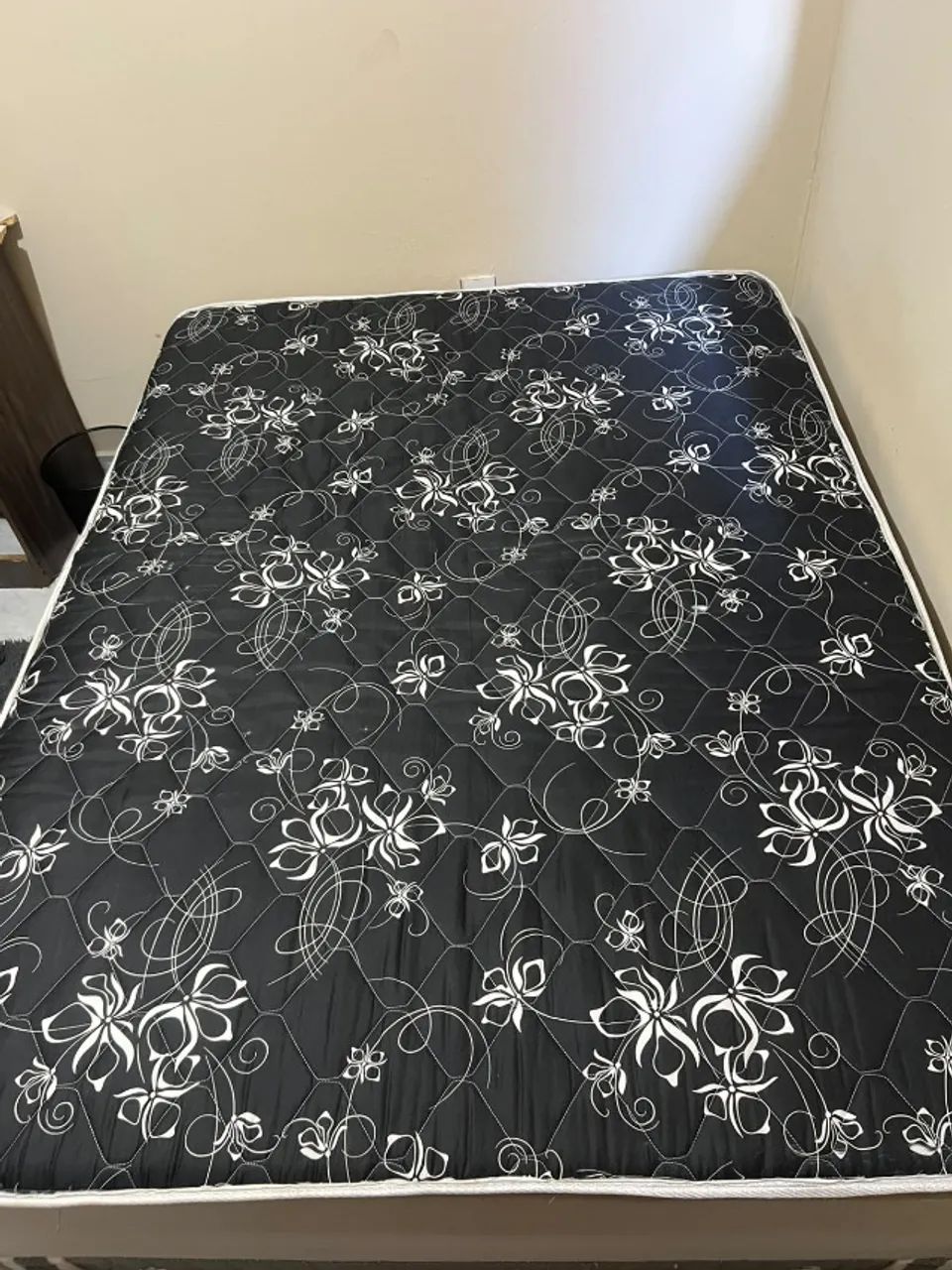 CAMA DE CASAL COM BASE E COLCHÃO INTEGRADOS - Foto 2