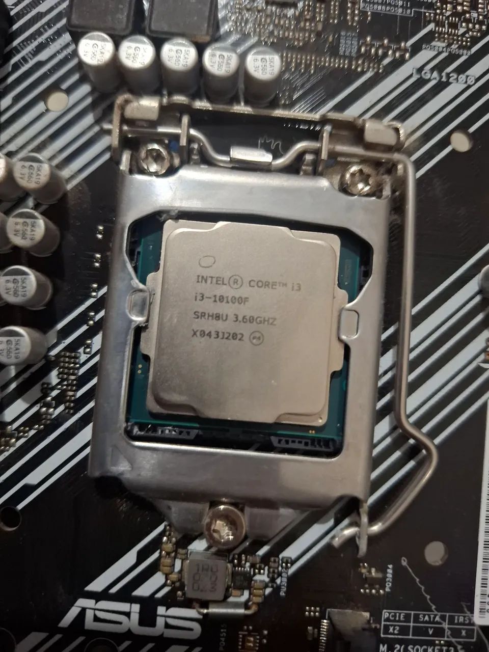 Processador e placa mãe - Core I3 10100F (sem cooler) + Asus prime H410M-E