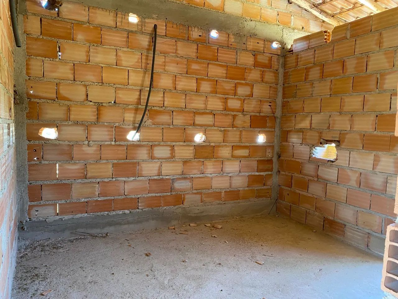 Vendo Casa em fase de acabamento  - Foto 2