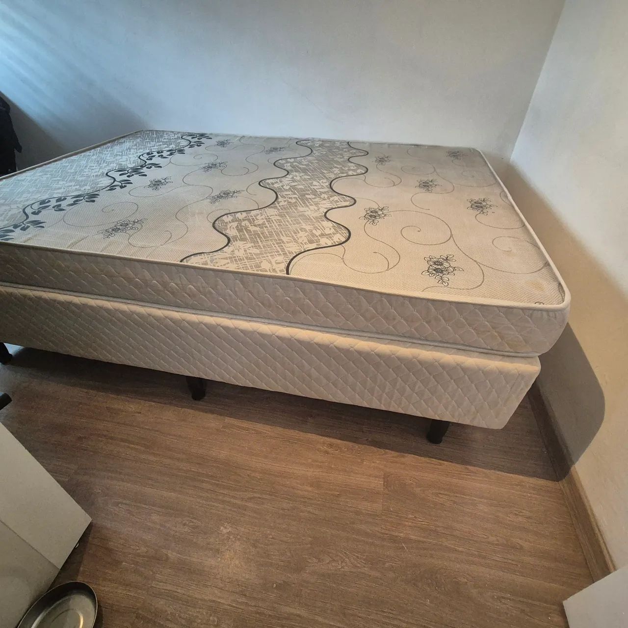 Cama de casal - colchão e base box