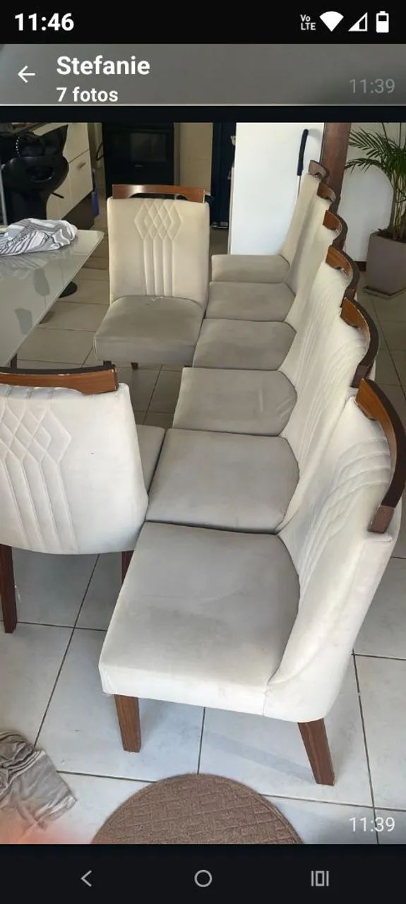 Mesa com 8 cadeiras 