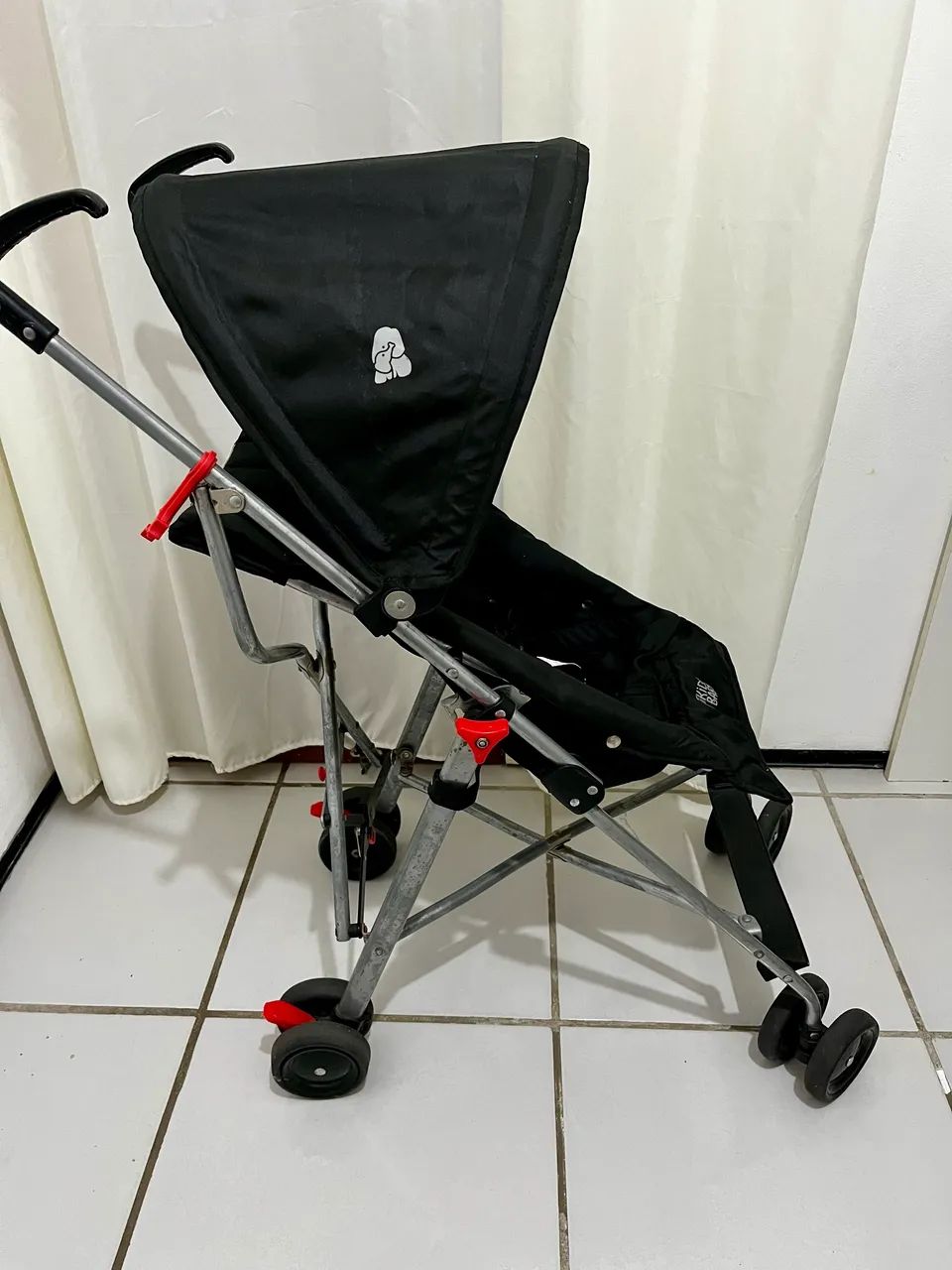 Carrinho de Bebê Multikids Baby Preto - Conservado - Foto 3