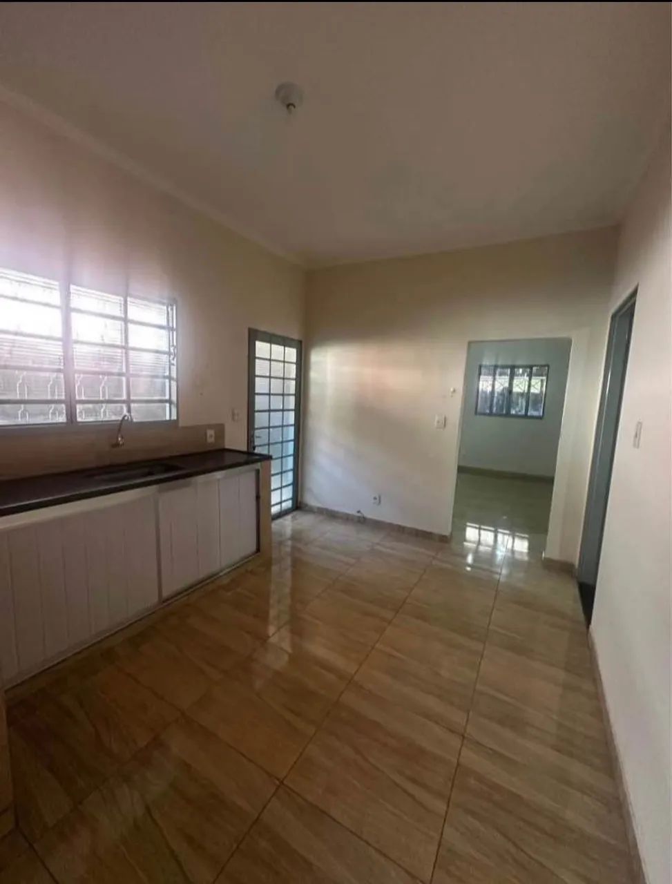 Vendo essa casa no Sol Nascente, trecho 2  - Foto 4