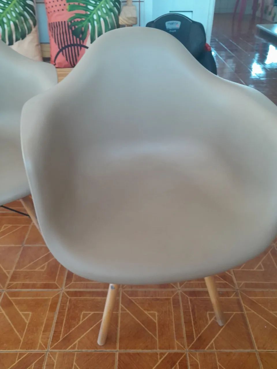 Cadeira em polipropileno - Foto 3