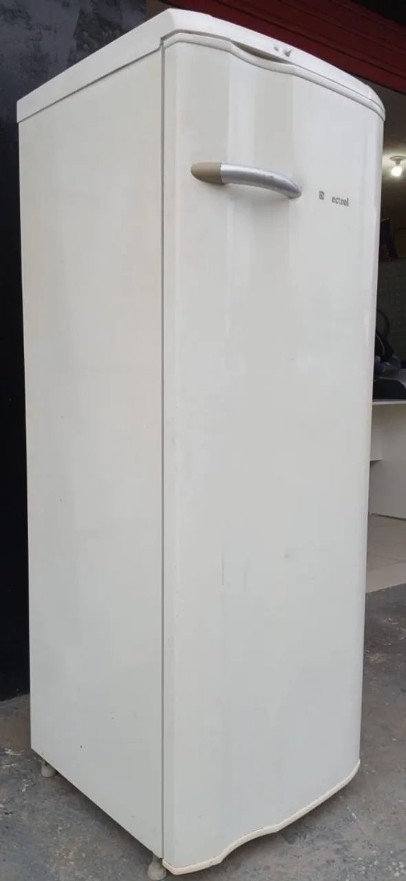 Geladeira Electrolux. Faço a entrega * - Foto 5