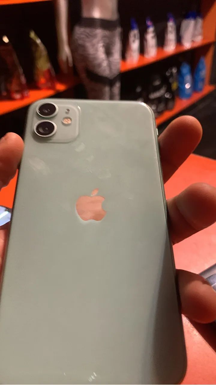 iPhone 11