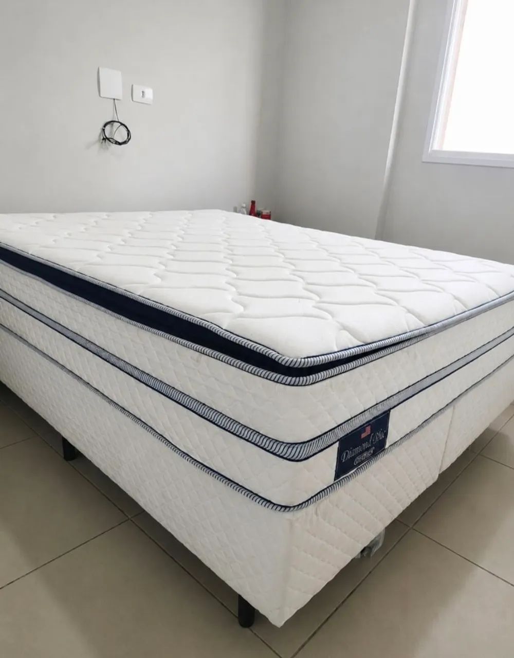 Cama Box Queen Size - Seminova!