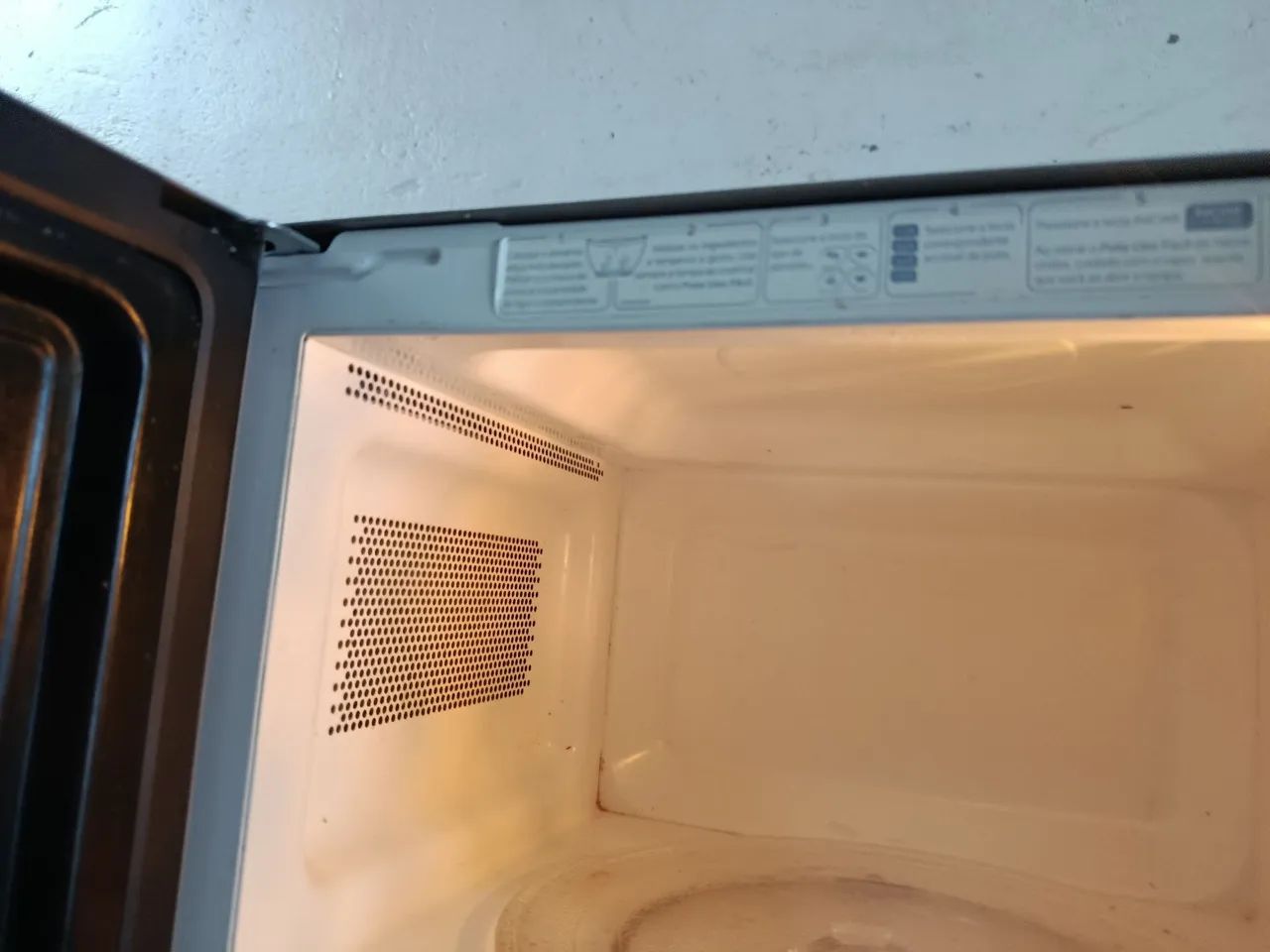 Microondas Consul 20 litros lindo cinza e preto 220v  - Foto 3