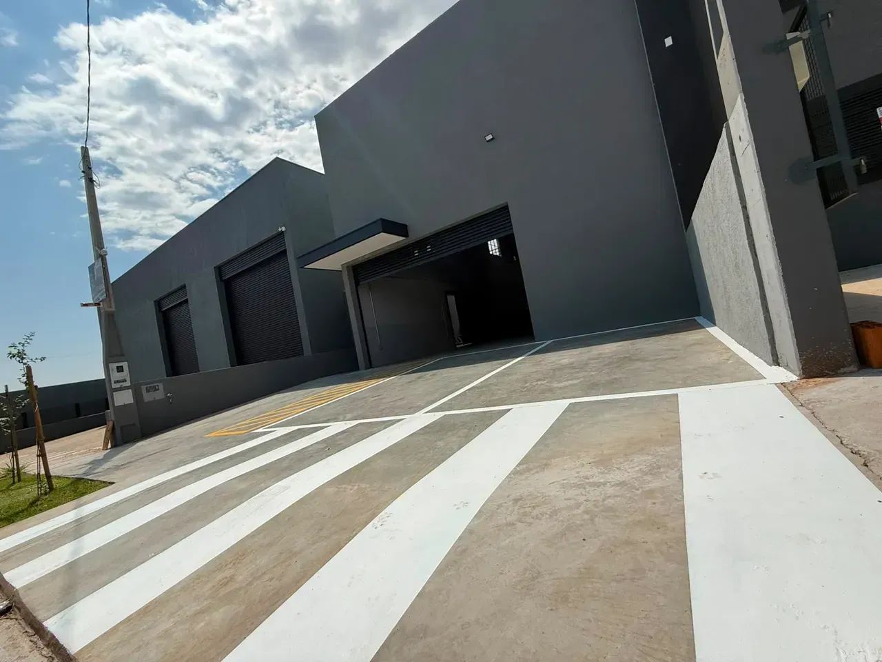 LOCAÇÃO  BARRACÃO COMERCIAL - Foto 3