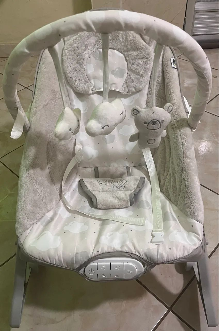 Cadeirinha vibratória de bebê 