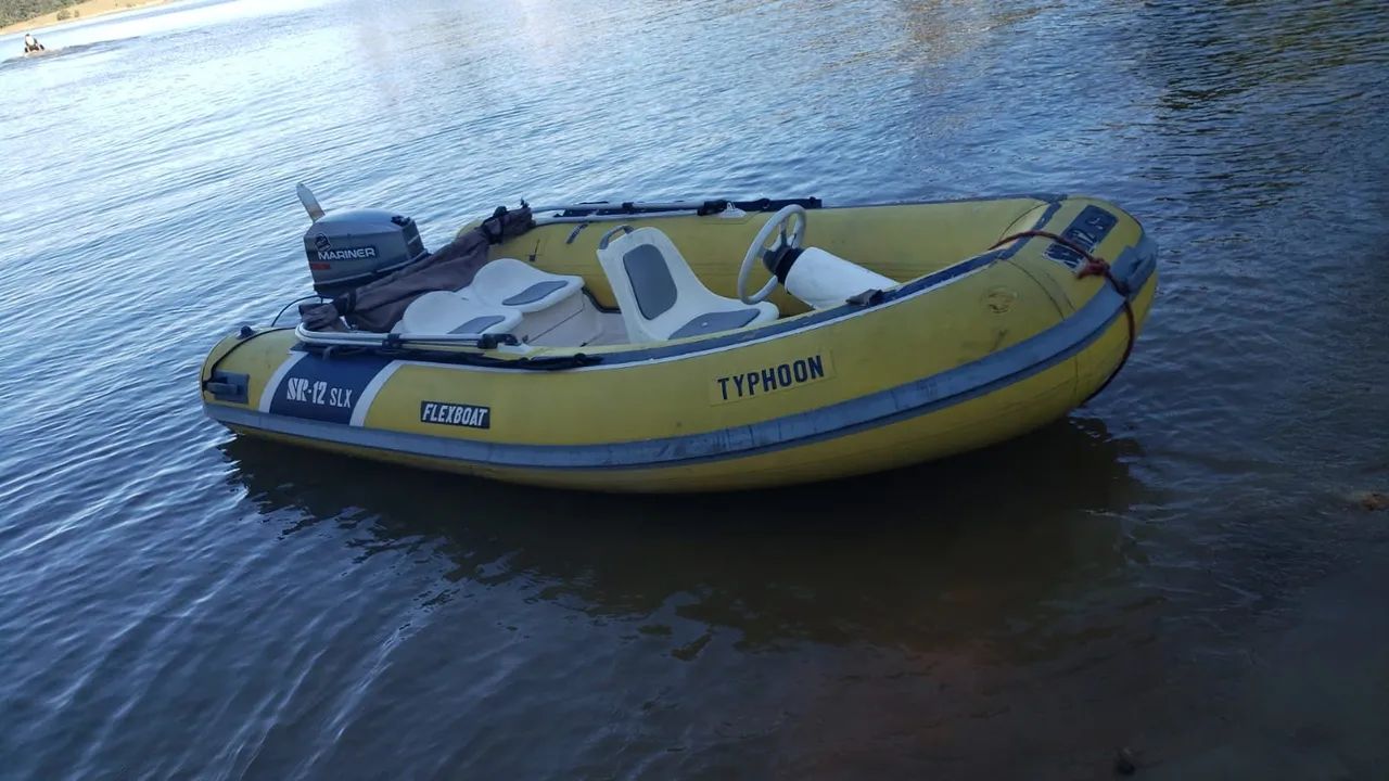 Bote 1996 FlexBoat, 3 lugares, ótimo estado.