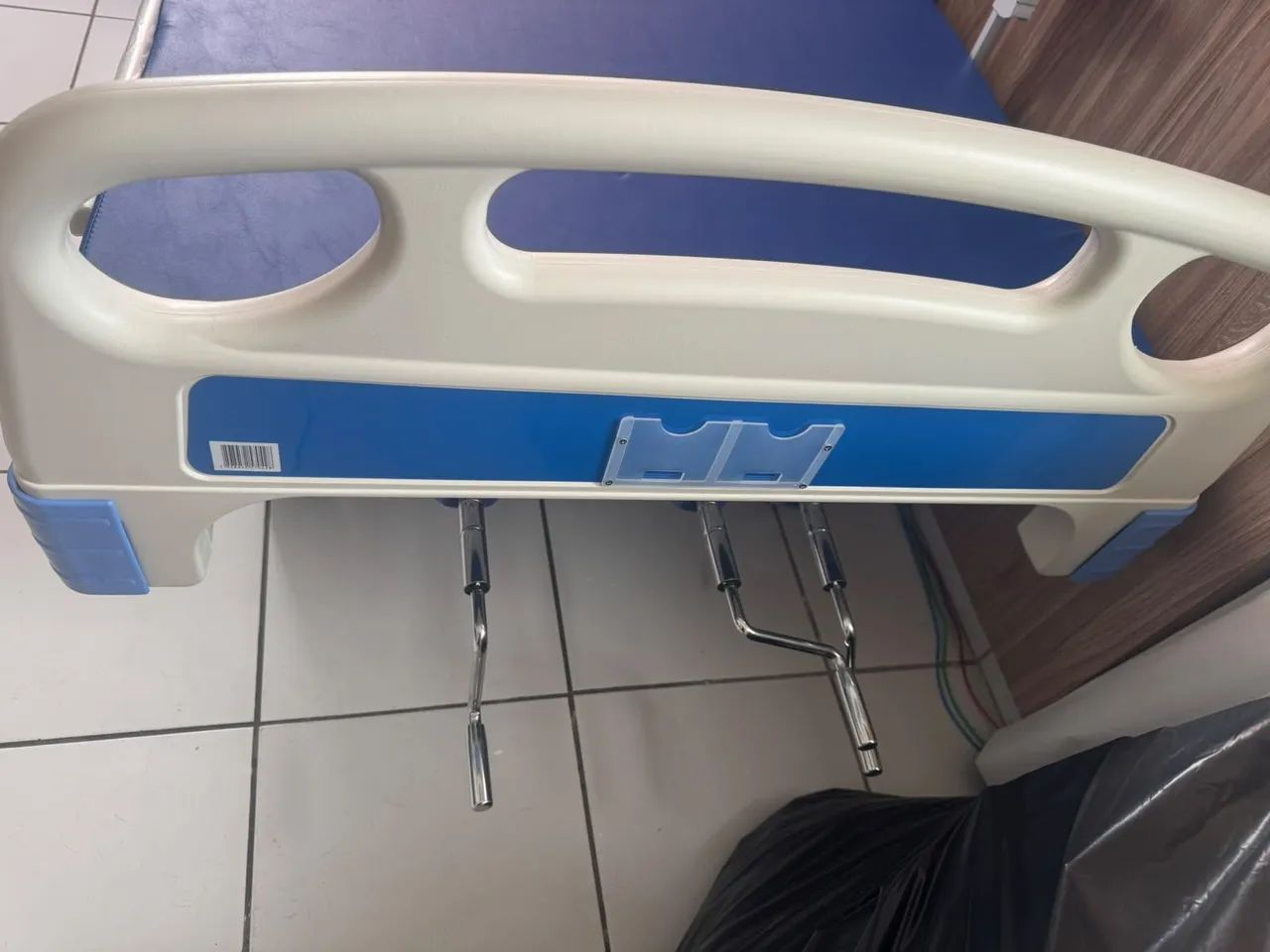Cama Hospitalar NUNCA USADA - Foto 4