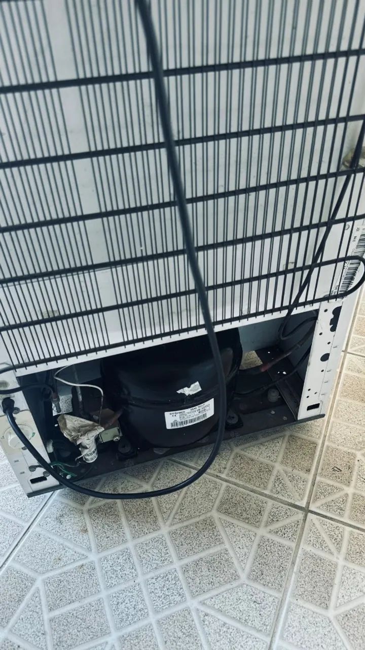 Freezer Cônsul vertical 142L branco 110V - Foto 5