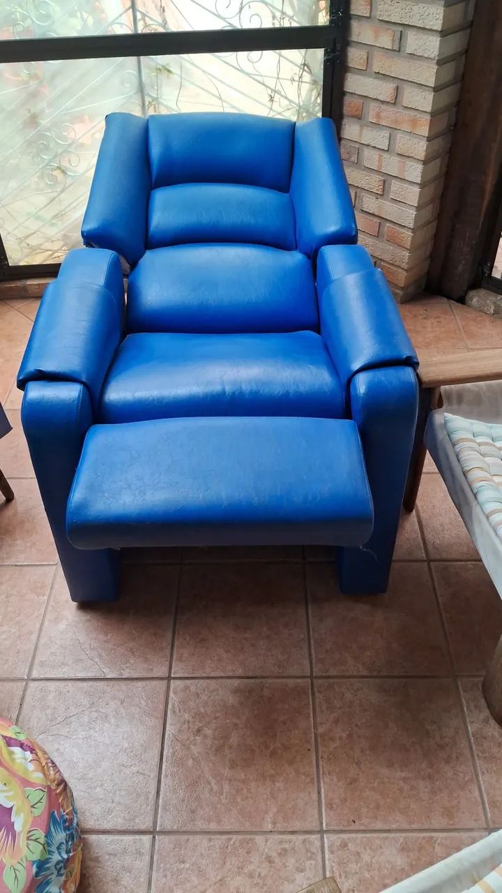 Poltrona reclinável. 