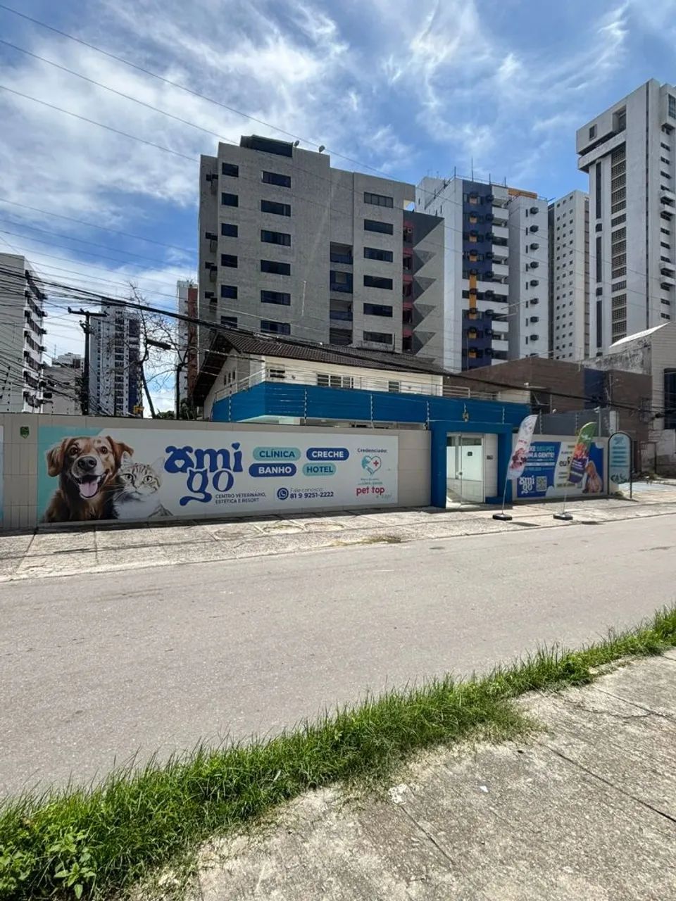 Clínica Veterinária , Estética e hotelzinho linda !!!