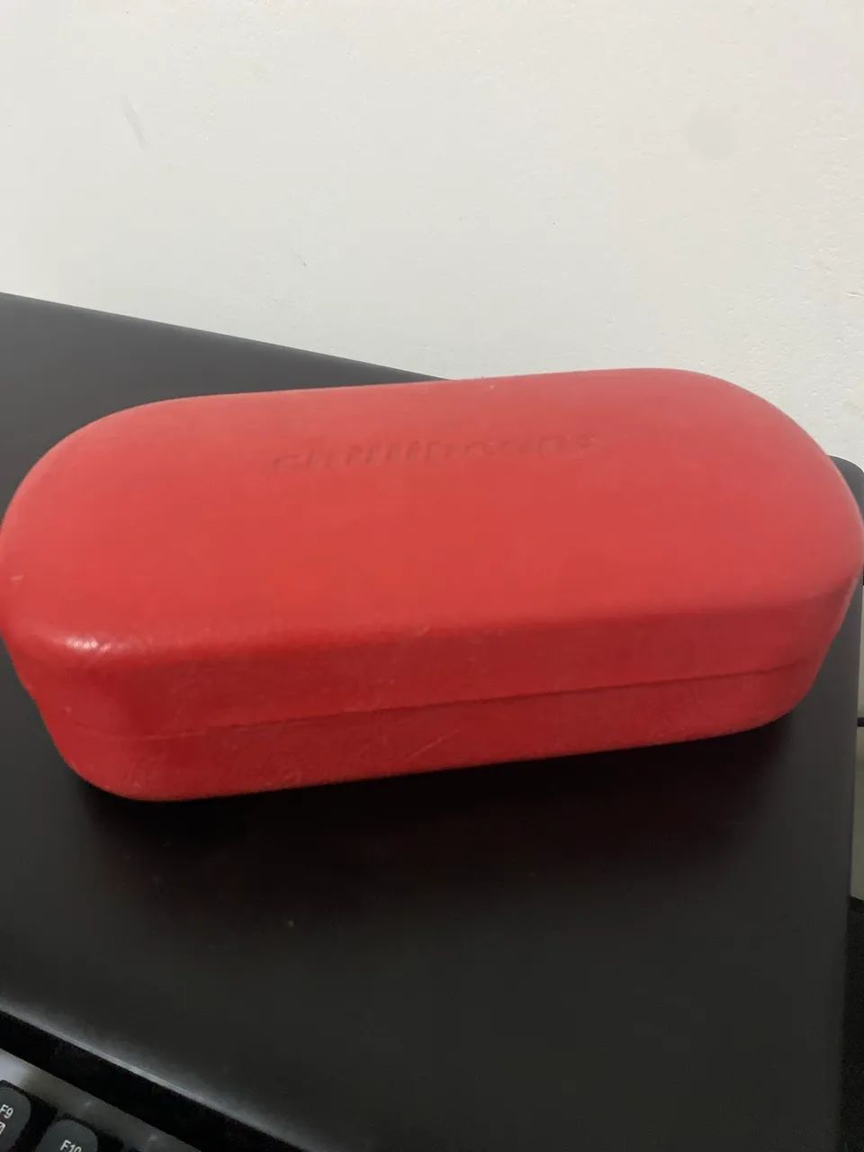 Case para óculos Chilli Beans vermelha