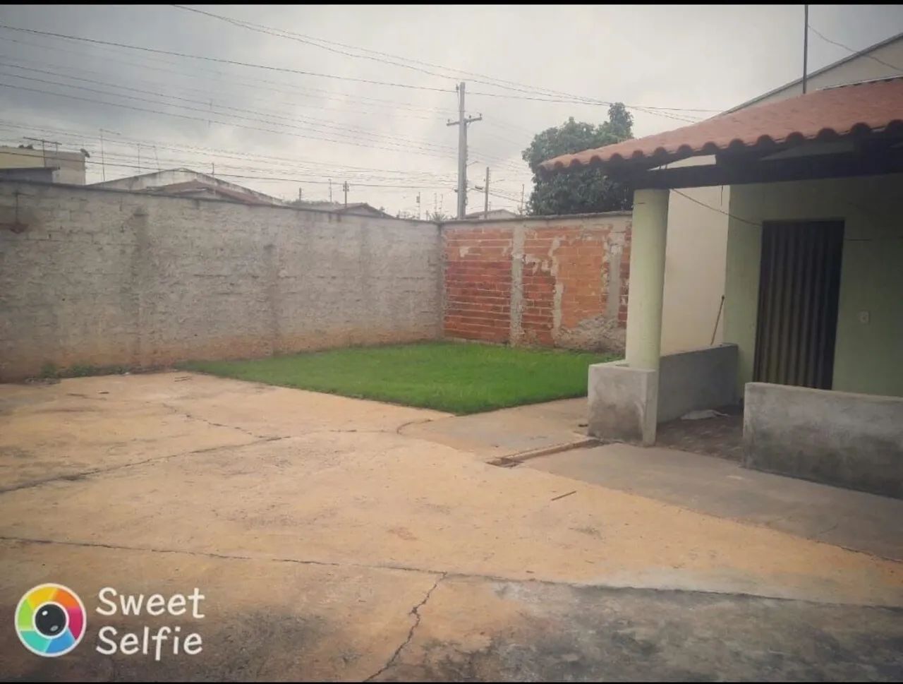Lote com Kit Net em Aparecida de Goiânia  - Foto 2