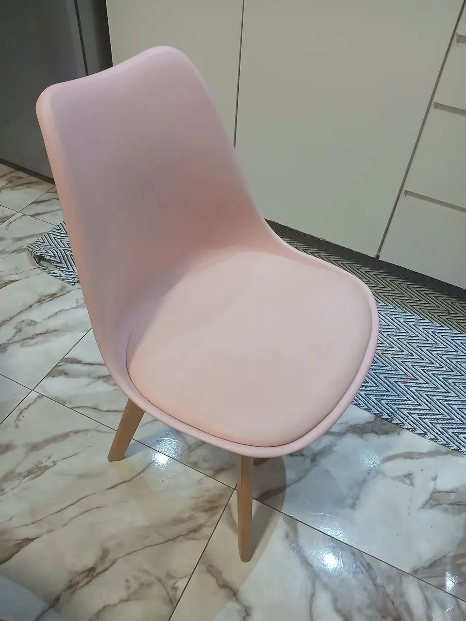 Cadeira moderna - Foto 3