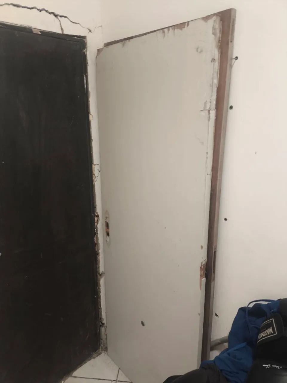 2 portas por 150 Reais 