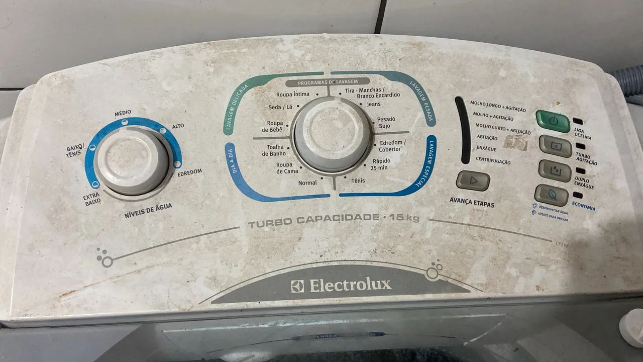 Máquina Eletrolux 15 kg usada 