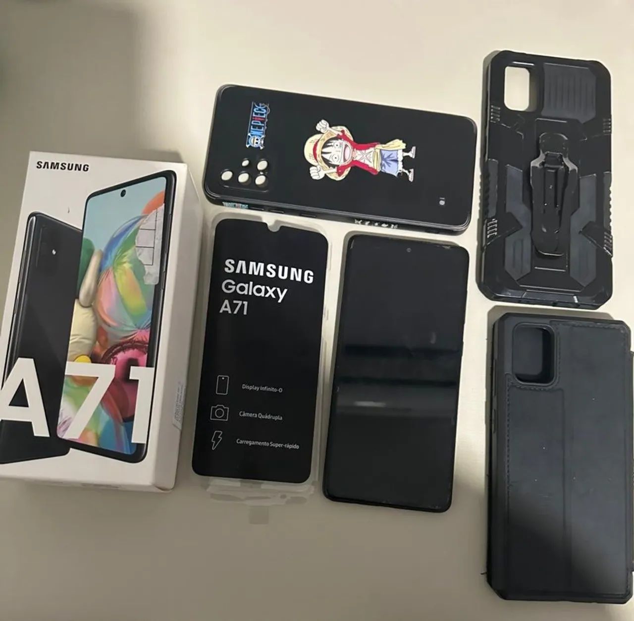 Samsung  A71 Samsung, acomodação 3 capinha, carregador e está de película NÃO tá quebrado  - Foto 5