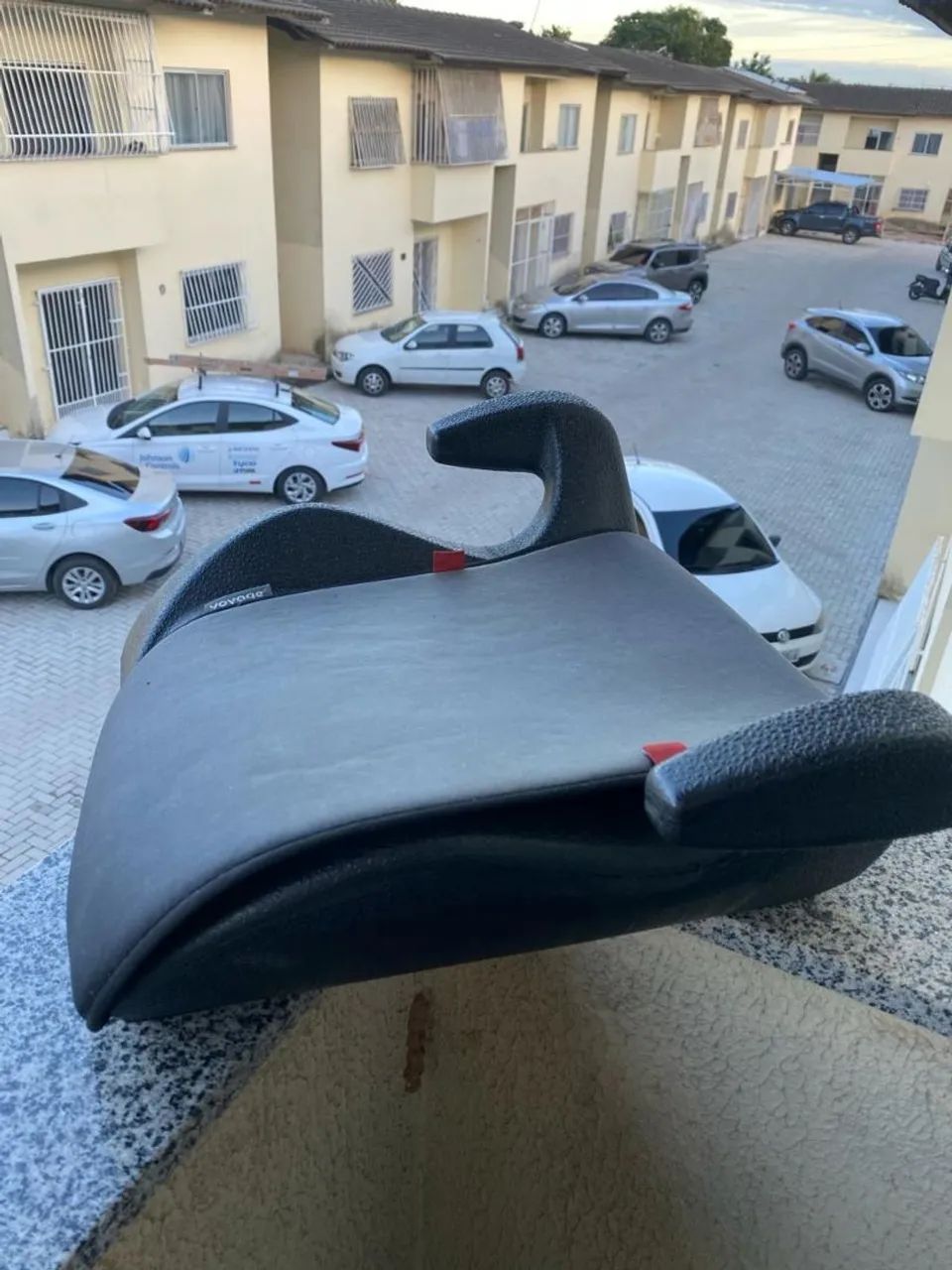 Assento Booster Infantil para Carro - Bem Conservado - Foto 3