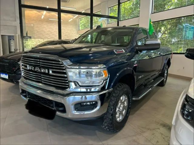 Ram 3500 3500 LARAMIE 6.7 TB CD 4x4 Diesel 2022