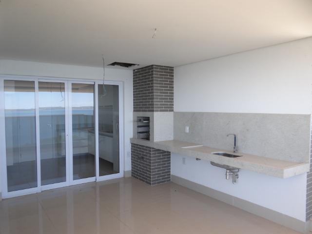 Apartamento de Alto Padrão com 3 Suites na Orla - Foto 14