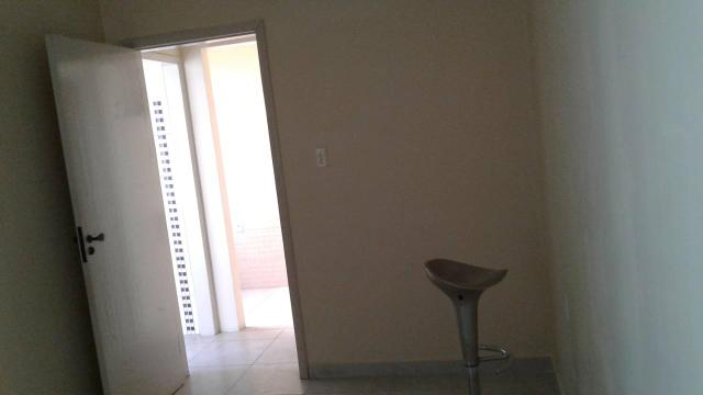Alugo Apartamento novo, fino acabamento - Foto 8