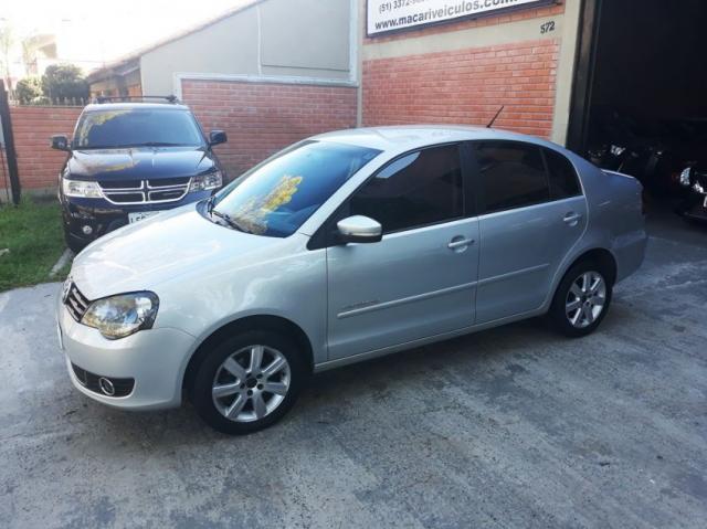 Volkswagen Polo Sedan CONFOT. IMOTION 1.6 4P