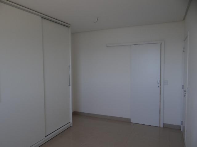 Apartamento de Alto Padrão com 3 Suites na Orla - Foto 18