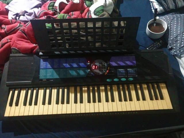Teclado Yamaha Prs185 5 oitavos