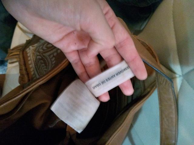 Passo cartão, vendo bolsa de franjas em couro sintético - Foto 4