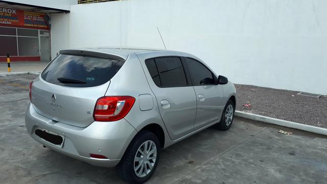 Sandero 1.6 Expression 8 válvulas 14/15 - Foto 6