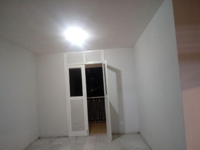 Apartamento grande Dionísio Tores
