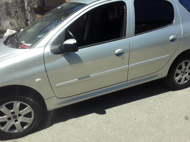 Vende-se peugeot 2008 completo