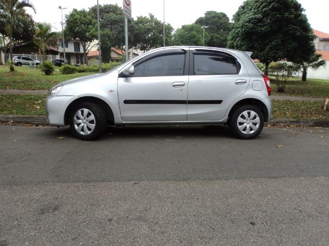 Toyota/Etios HB XS 2013 1.3 - Foto 4