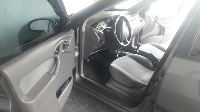 Ford Focus - Foto 4
