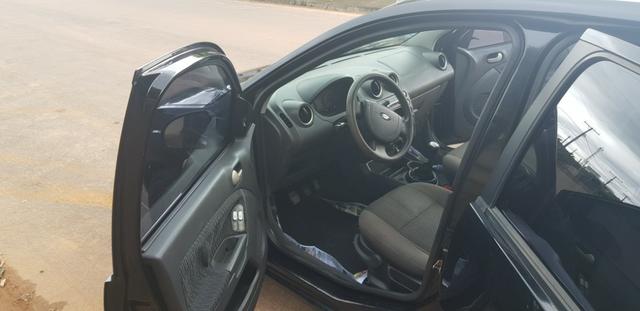 Ford Fiesta 2006/2007 1.6 Flex completo