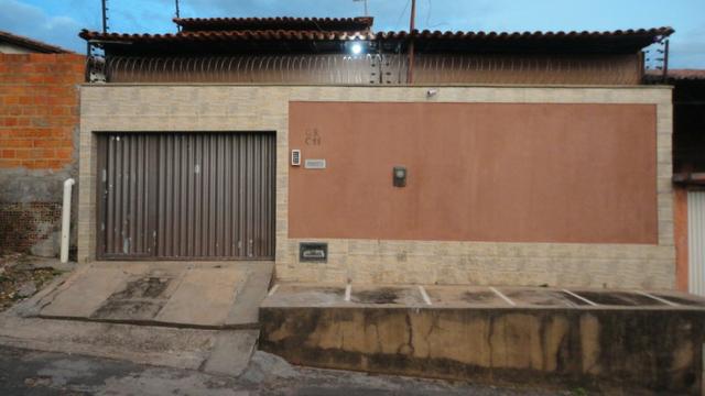 Vende-se está Casa (Quitada)