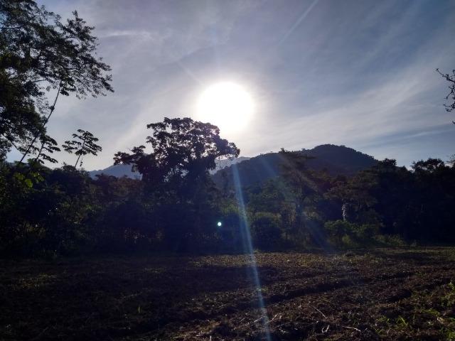 Terreno medindo 17 mil metros com rio e documentação - Foto 6