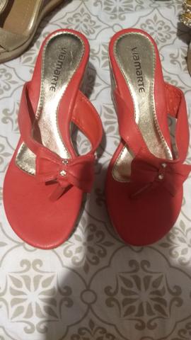 Tamanco vermelho